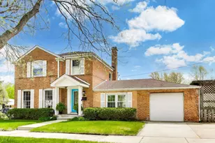 1609 W Brown St, Arlington Heights, IL 60004 - Photo 2
