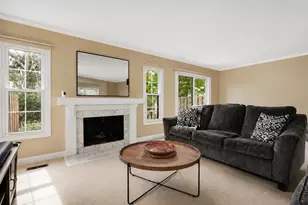 1150 Oakview Dr, Wheaton, IL 60187 - Photo 12