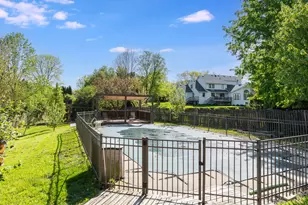 2731 Alyssa Dr, Naperville, IL 60565 - Photo 32