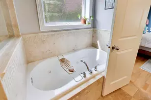 5526 N Winthrop Ave, Chicago, IL 60640 - Photo 16