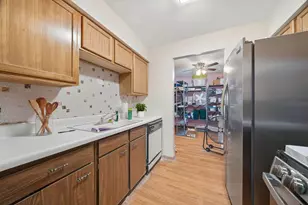 9721 S Cicero Ave, Oak Lawn, IL 60453 - Photo 8