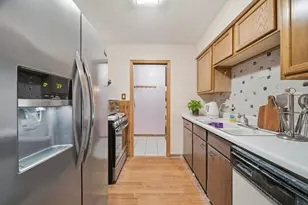 9721 S Cicero Ave, Oak Lawn, IL 60453 - Photo 6