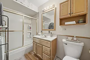 9721 S Cicero Ave, Oak Lawn, IL 60453 - Photo 10