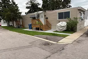 1425 N 43 Ave, Stone Park, IL 60165 - Photo 2