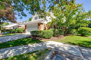 15 Caribou Crossing, Northbrook, IL 60062 - Photo 2