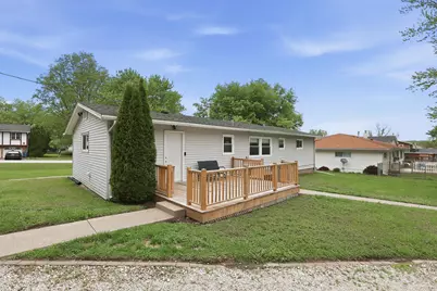137 E 7th Street, Coal Valley, IL 61240 - Photo 24