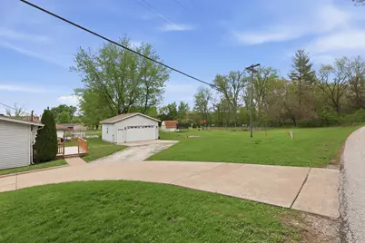 137 E 7th Street, Coal Valley, IL 61240 - Photo 22