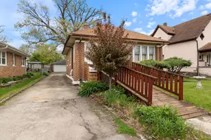 420 N Hebbard St, Joliet, IL 60432 - Photo 16