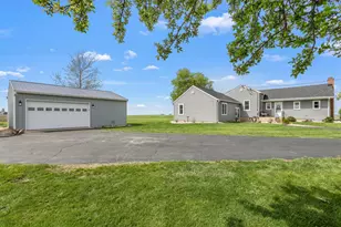 4698 E 17th Rd, Leland, IL 60531 - Photo 2