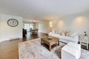 570 Wilmot Rd, Deerfield, IL 60015 - Photo 4