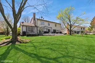 [Address not provided], Libertyville, IL 60048 - Photo 2