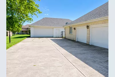 2958 E Timberline Court, Crete, IL 60417 - Photo 2