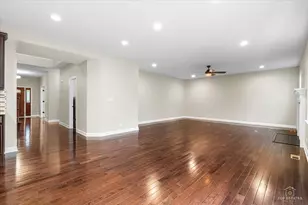 1551 E Olive St, Palatine, IL 60074 - Photo 18