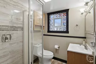 319 N Bradley Dr, Chicago Heights, IL 60411 - Photo 20