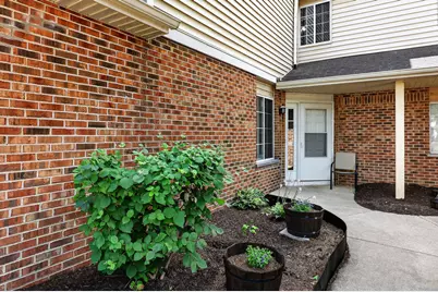1038 Bedford Drive, Carol Stream, IL 60188 - Photo 2