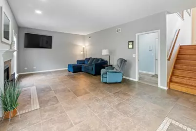 49 Sarah Drive, Crystal Lake, IL 60014 - Photo 12