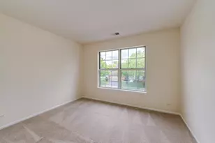 338 Ashford Cir, Bartlett, IL 60103 - Photo 10