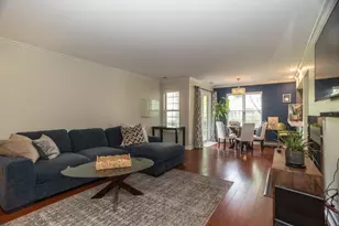 1757 Eastwood Ct, Schaumburg, IL 60195 - Photo 6