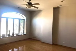 3130 S Princeton Ave, Chicago, IL 60616 - Photo 10