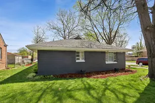 14227 S Edbrooke Ave, Riverdale, IL 60827 - Photo 14