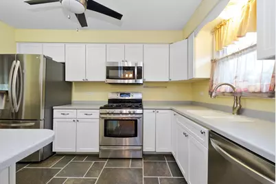 14740 Kilbourne Avenue, Midlothian, IL 60445 - Photo 6