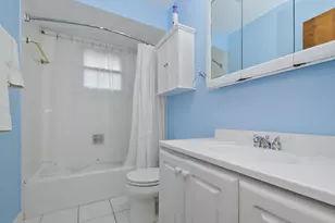 14740 Kilbourne Ave, Midlothian, IL 60445 - Photo 12