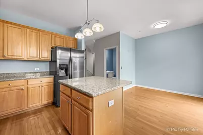 433 E Railroad Avenue, Bartlett, IL 60103 - Photo 12