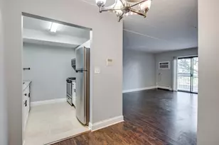 218 E Bailey Rd, Naperville, IL 60565 - Photo 8