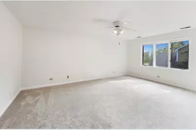 1663 N Courtland Drive #1663, Arlington Heights, IL 60004 - Photo 14