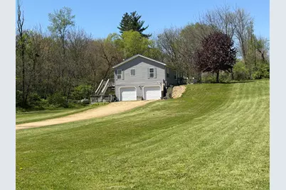 14905 Covell Road, Morrison, IL 61270 - Photo 2