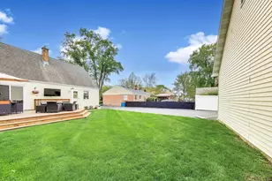 817 S Spring Rd, Elmhurst, IL 60126 - Photo 24