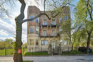 5014 S King Dr, Chicago, IL 60615 - Photo 1