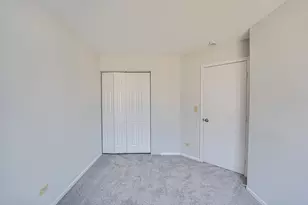 1111 Brunswick Ln, Aurora, IL 60504 - Photo 12