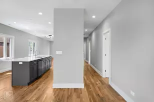 8734 Kimball Ave, Skokie, IL 60076 - Photo 12