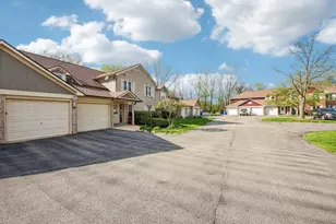 170 Grove Ave, Des Plaines, IL 60016 - Photo 2