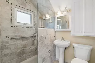 2206 6th St, Moline, IL 61265 - Photo 16