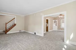 2206 6th St, Moline, IL 61265 - Photo 6