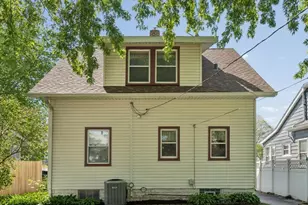 2206 6th St, Moline, IL 61265 - Photo 30