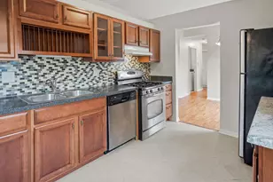 216 Stoneybrook Ln, Bloomingdale, IL 60108 - Photo 6