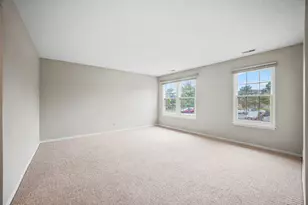 216 Stoneybrook Ln, Bloomingdale, IL 60108 - Photo 12