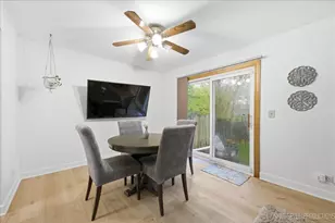 349 E Roland Dr, Glendale Heights, IL 60139 - Photo 6