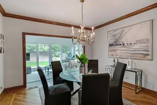 68 Berkshire Ct, Burr Ridge, IL 60527 - Photo 8