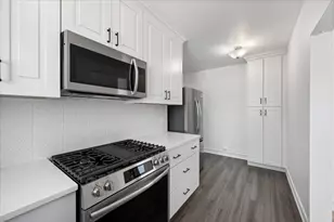 1585 Ridge Ave, Evanston, IL 60201 - Photo 16