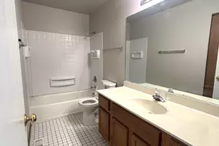1 Collingwood Ct, Bolingbrook, IL 60440 - Photo 16