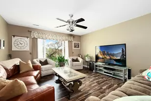 1408 S New Wilke Rd, Arlington Heights, IL 60005 - Photo 4