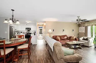 1408 S New Wilke Rd, Arlington Heights, IL 60005 - Photo 2