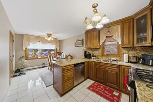 4433 N Neenah Ave, Harwood Heights, IL 60706 - Photo 8