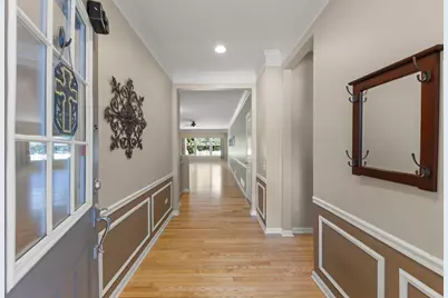 105 National Court, Shorewood, IL 60404 - Photo 2