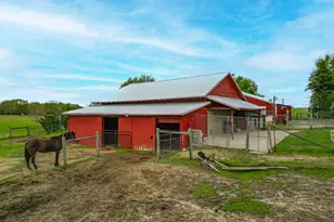 10160 Cemetery Rd, Pecatonica, IL 61063 - Photo 40