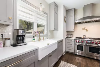6826 N Osceola Avenue, Chicago, IL 60631 - Photo 8